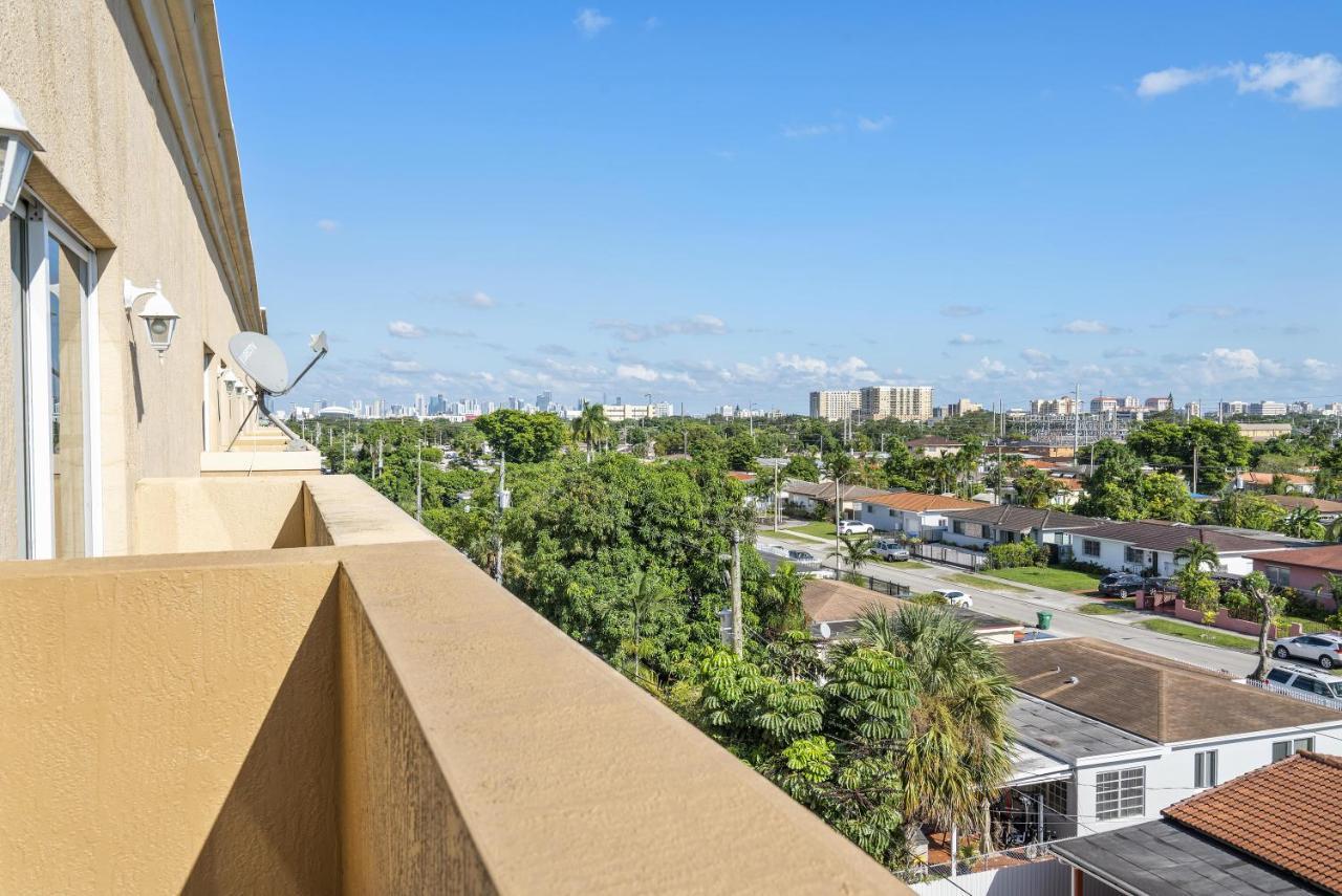 Airport Getaway Appartement Miami Buitenkant foto