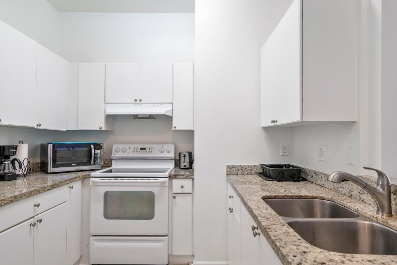 Airport Getaway Appartement Miami Buitenkant foto