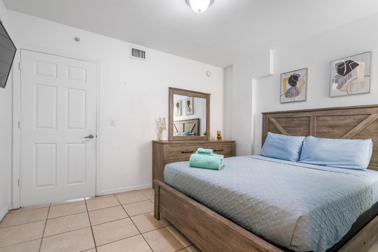 Airport Getaway Appartement Miami Buitenkant foto