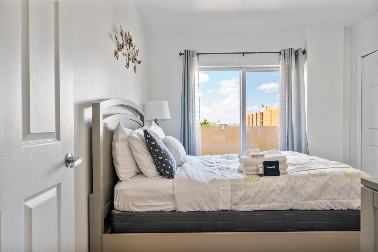 Airport Getaway Appartement Miami Buitenkant foto