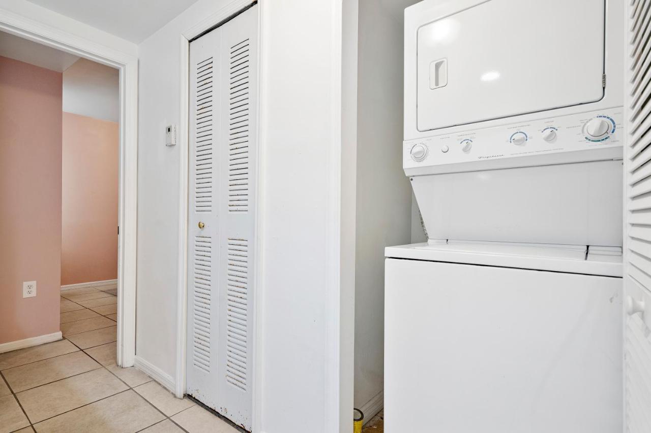 Airport Getaway Appartement Miami Buitenkant foto